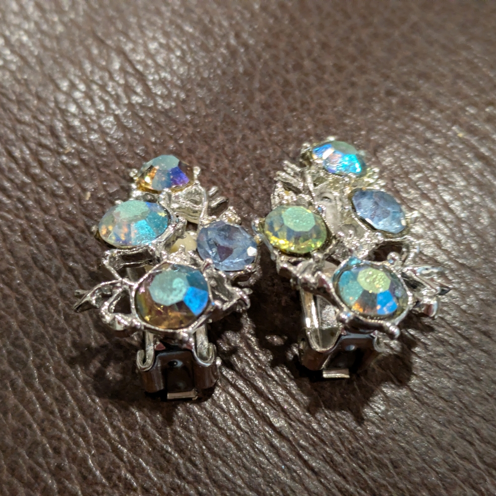 B#2:   Vintage Blue Aurora Borealis Dazzling Silver Tone Clip - On  Earrings